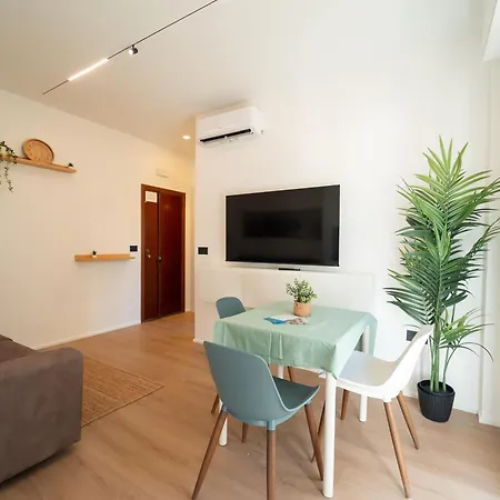 Apartment A 2 Passi Dal Mare *
